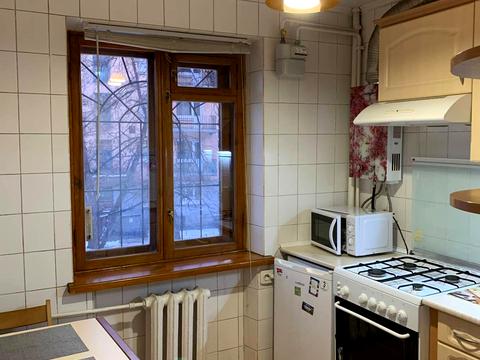 квартира за адресою Набережно-Лугова вул., 7-Б