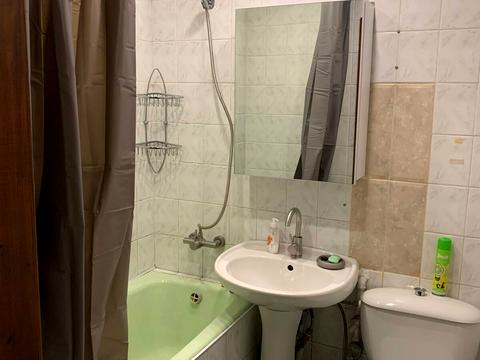 квартира за адресою Набережно-Лугова вул., 7-Б