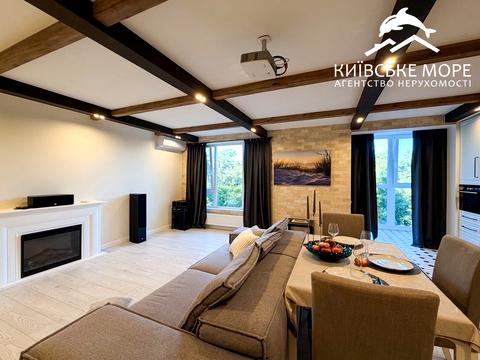 квартира за адресою Воскресенська вул., 18