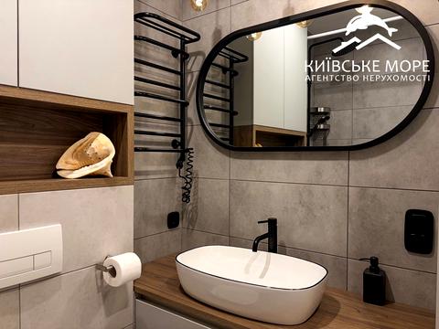 квартира за адресою Воскресенська вул., 18