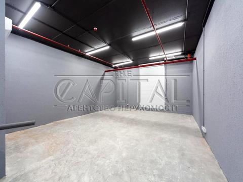 коммерческая по адресу Лісова, 1