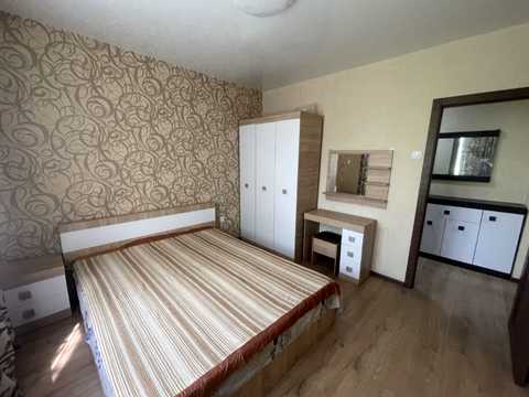 квартира за адресою Космічна вул., 11