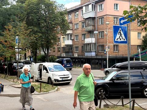 комерційна за адресою Німанська вул., 3