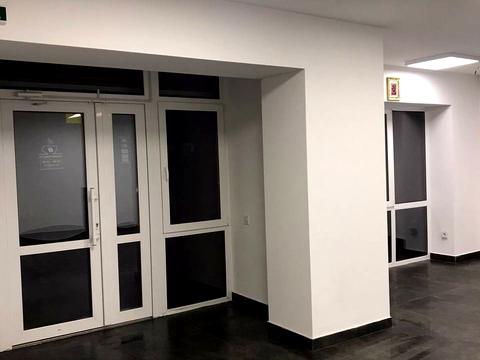 комерційна за адресою Берегова вул., 20