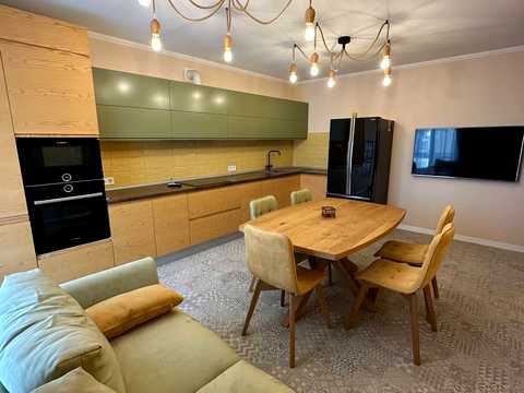 квартира за адресою Андрія Мельника вул., (Будинок 6)