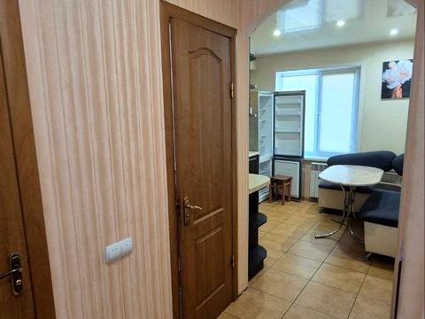 квартира за адресою Шкільна вул. (Героїв Сталінграда), 42