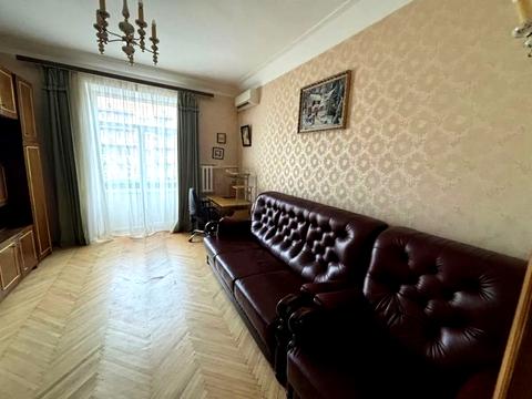 квартира за адресою Героїв Оборони вул., 3