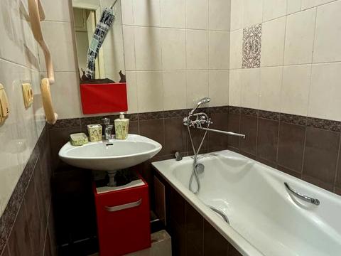 квартира по адресу Квартальна вулиц ул. (Гладкова), 38