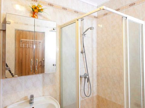 будинок за адресою Київ, Костопалівська вул. (Саврасова)