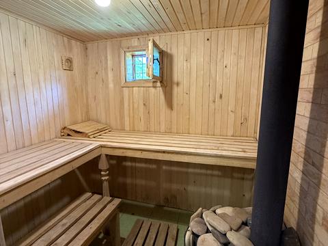 будинок за адресою Ветеран, 2