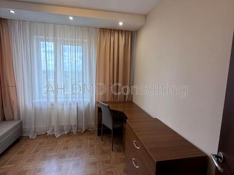 квартира за адресою Науки просп., 60-А