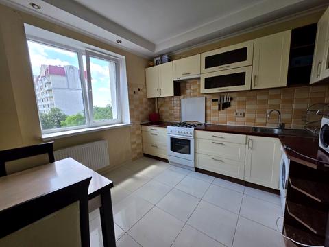 квартира за адресою Коцюбинського вул., 8
