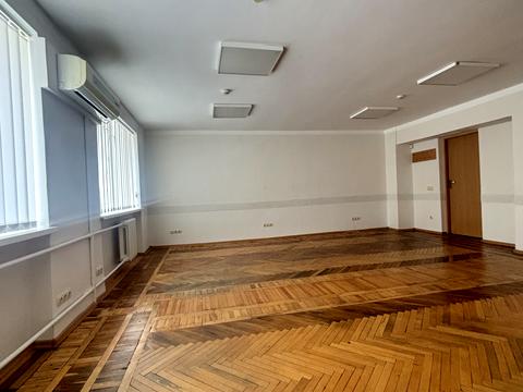 комерційна за адресою Зелена вул., 109