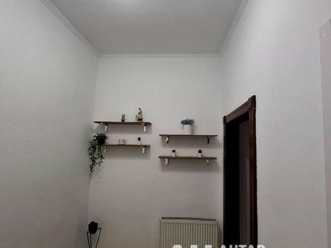 комерційна за адресою Кропивницький, В'ячеслава Чорновола вул. (Луначарського), 42
