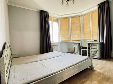 квартира за адресою Осіння вул., 33
