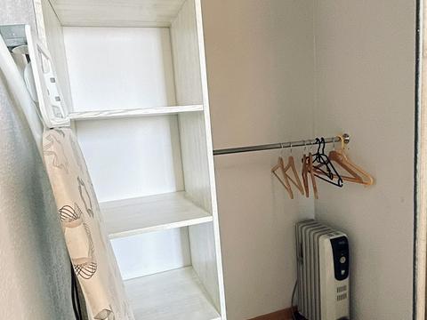 квартира за адресою Осіння вул., 33