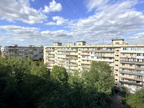 квартира за адресою Ореста Левицького вул. (Академіка Курчатова), 4