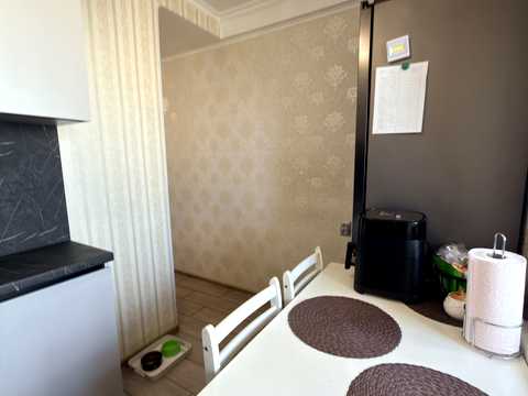 квартира за адресою Ореста Левицького вул. (Академіка Курчатова), 4