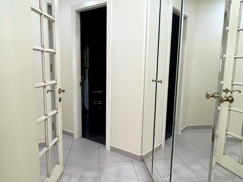 коммерческая по адресу Владимира Ивасюка просп. (Героїв Сталінграду), 4