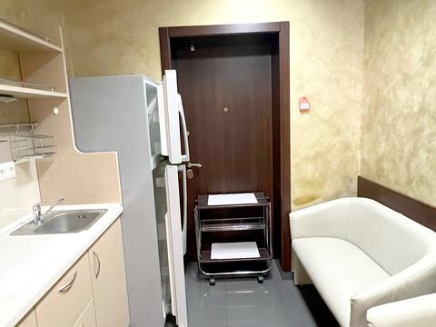 коммерческая по адресу Владимира Ивасюка просп. (Героїв Сталінграду), 4