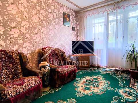 квартира за адресою Соборності вул. (Косіора), 111