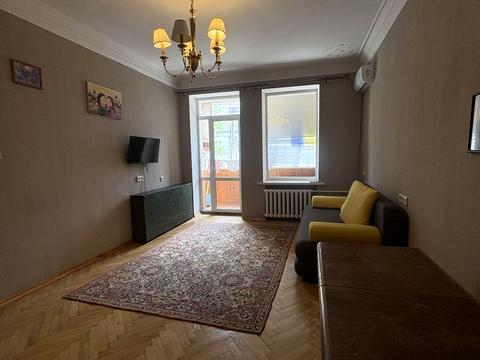 квартира по адресу Строителей ул., 34/1