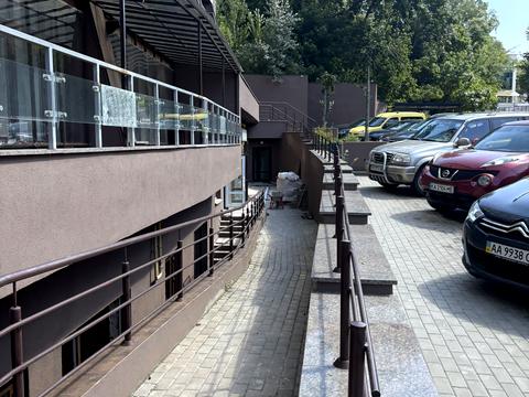 коммерческая по адресу Глубочицкая ул., 13/3
