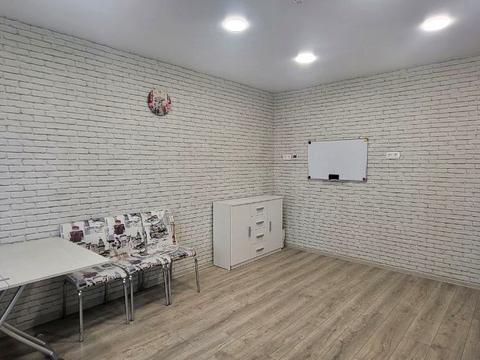 комерційна за адресою Льва Ландау просп. (50-річчя СРСР), Льва Ландау просп. (50-річчя СРСР), 52Д