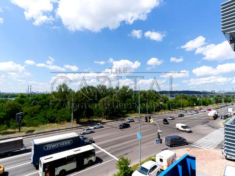 квартира за адресою Дніпровська набережна вул., 17-К
