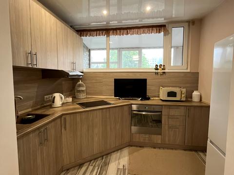 квартира за адресою Перемоги просп. (30-річчя Перемоги), 8