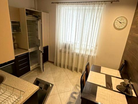 квартира за адресою Рівне, Богоявленська вул. (Черняка), 28