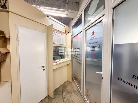 комерційна за адресою майдан Свободи пл., 7