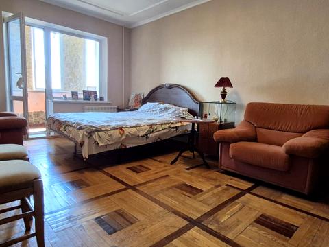 квартира за адресою Ревуцького вул., 13