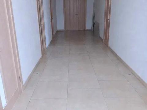 комерційна за адресою Лисогірська вул., 6