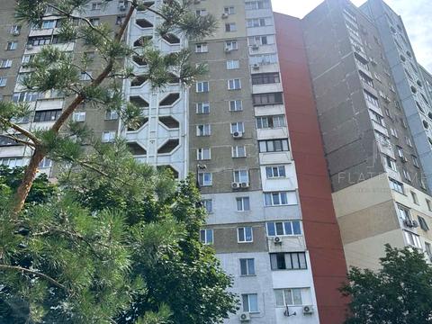 квартира за адресою Анни Ахматової вул., 23