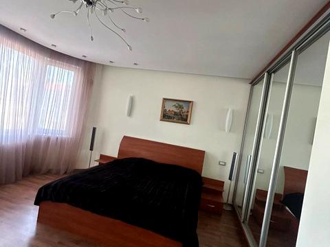 квартира за адресою Середньофонтанська вул., 19б
