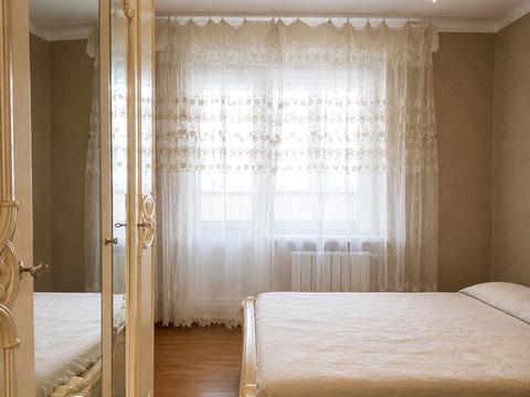 квартира за адресою Анни Ахматової вул., 37