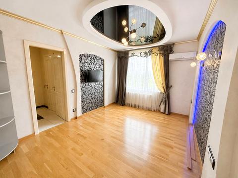 квартира за адресою Отамана Сітка вул., 8