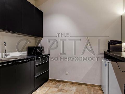 комерційна за адресою Глибочицька вул., 32-В