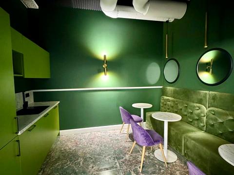 комерційна за адресою Кловський узвіз, 7a