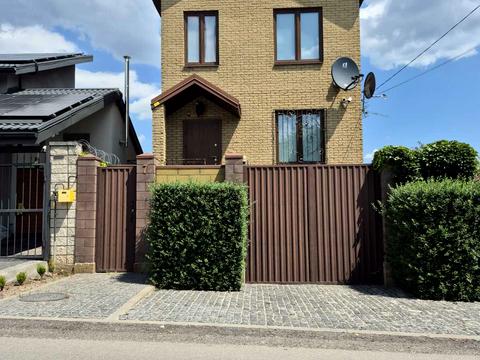 будинок за адресою Карабинівська, 7