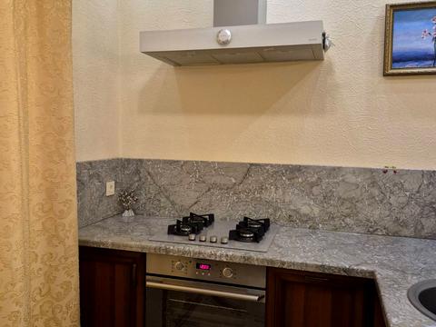 будинок за адресою Карабинівська, 7