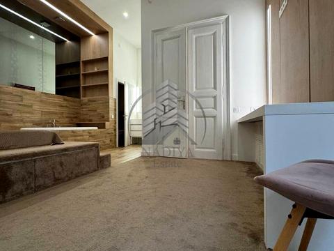 квартира за адресою Олекси Новаківського вул., 12