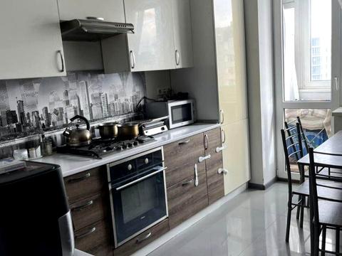 квартира за адресою Бельведерська вул., 18