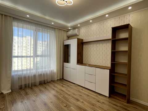 квартира за адресою Бакинська вул., 1