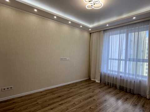 квартира за адресою Бакинська вул., 1