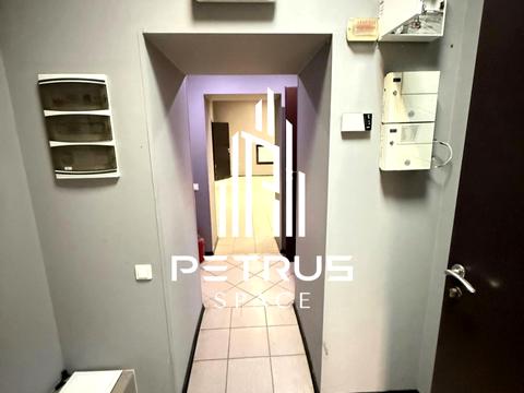 комерційна за адресою Нагірна вул., 8/32