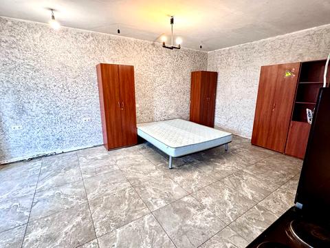 квартира за адресою Академіка Янгеля вул., 12