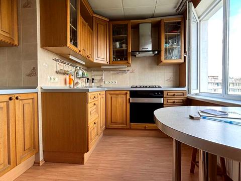 квартира за адресою Академіка Булаховського вул., 30-А