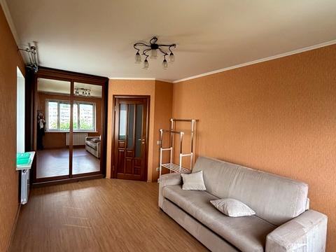 квартира за адресою Академіка Булаховського вул., 30-А